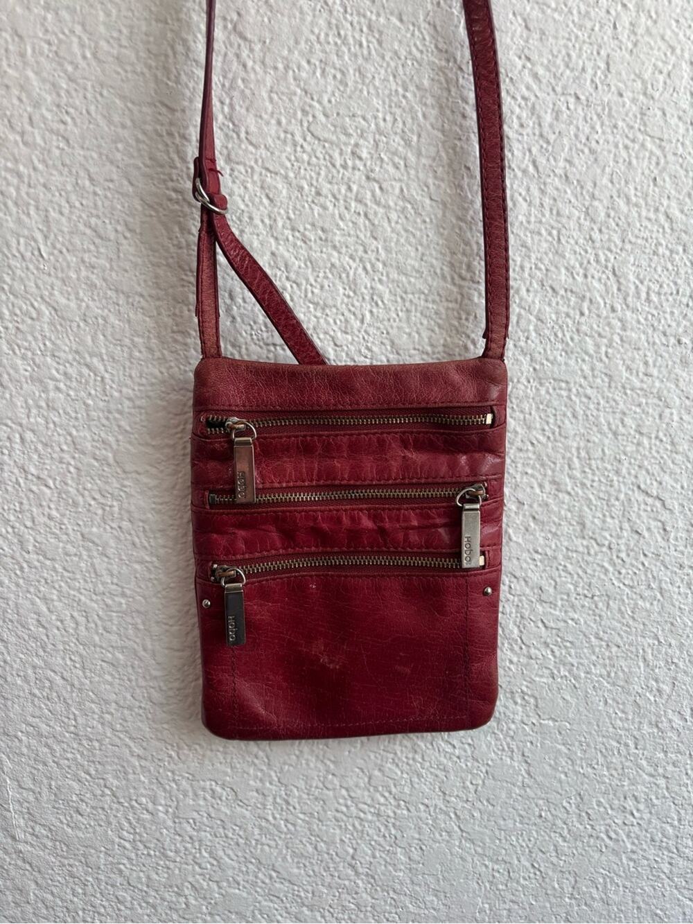 Hobo Compact Red Crossbody Bag Multiple Zippers